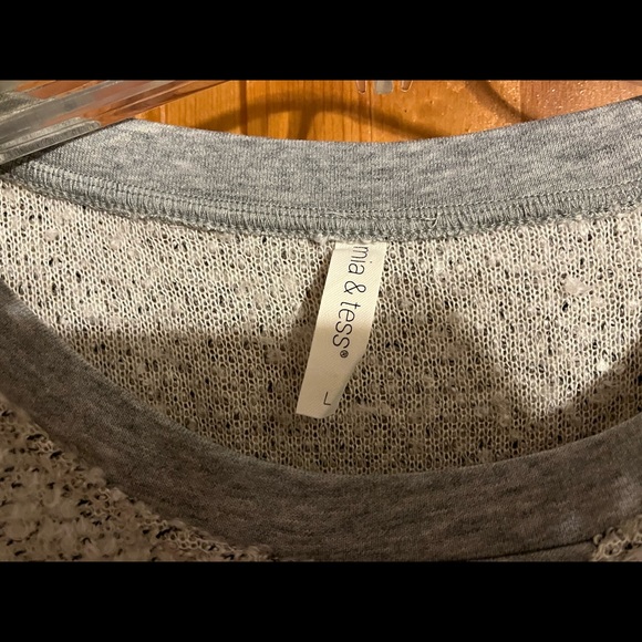 Mia & Tess shirt - Picture 1 of 3